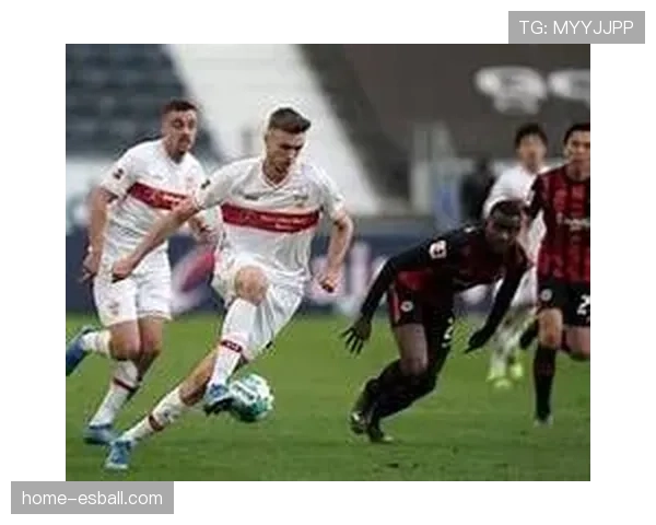 斯特拉斯堡边路转移战术解析 成破解密集防守有效手段